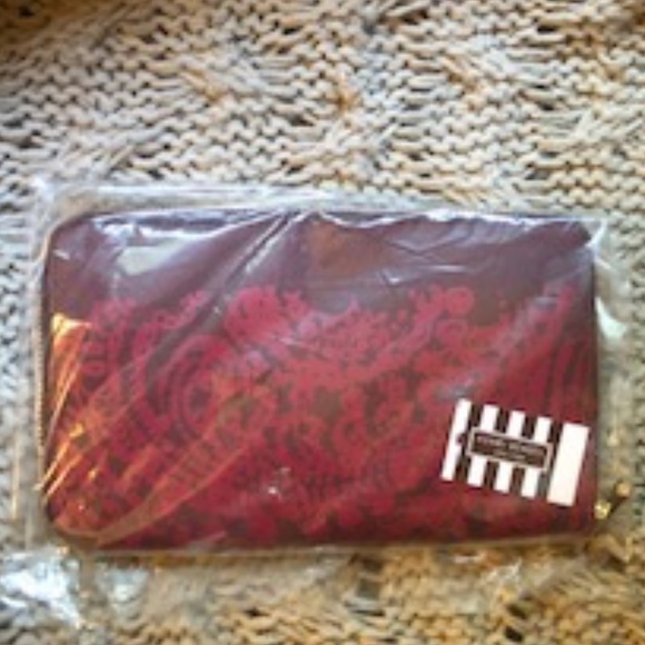 *HOST PICK* henri bendel Wallet *NEW* - Picture 3 of 13